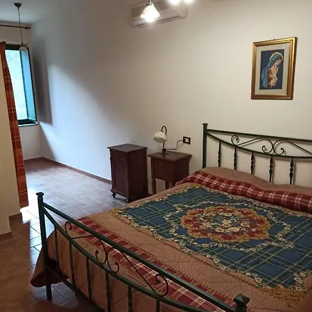 Tenuta Agrituristica Castellesi Lantgård
