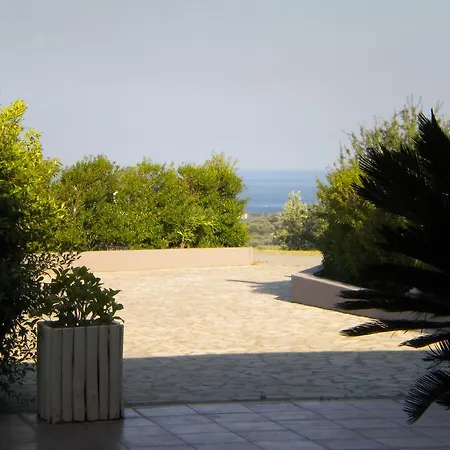 Tenuta Agrituristica Castellesi Lantgård Squillace
