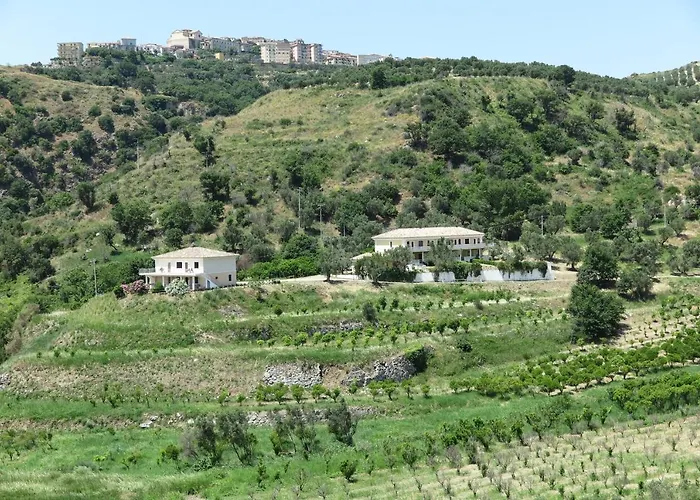 Tenuta Agrituristica Castellesi * סקילצ'ה