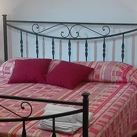 Tenuta Agrituristica Castellesi * Squillace