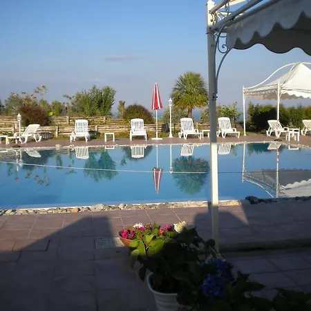 Tenuta Agrituristica Castellesi *