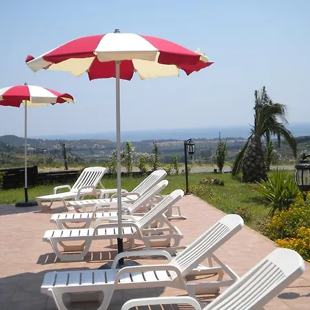 Tenuta Agrituristica Castellesi בית חווה *